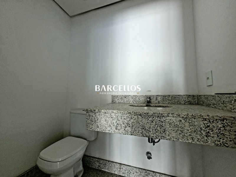 Sala com 16 banheiros e 1396m² à venda no bairro Moinhos de Vento, Porto Alegre