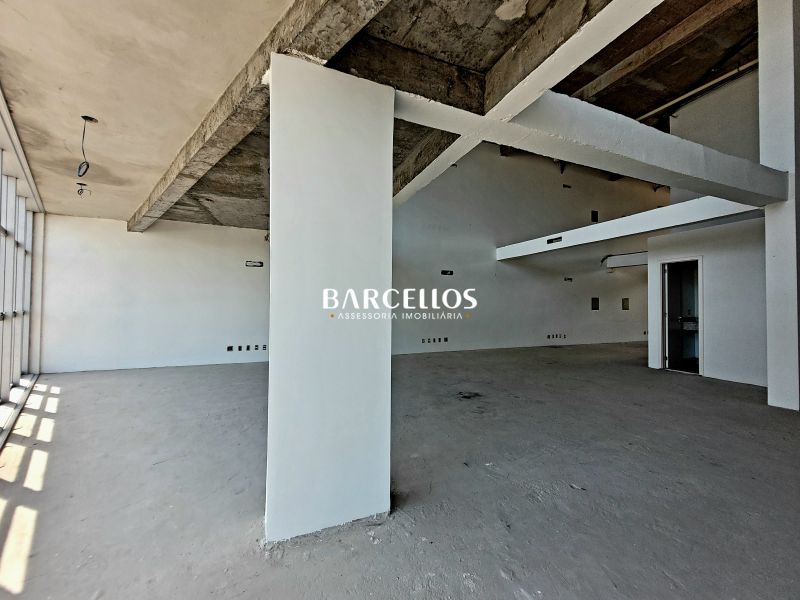 Sala com 16 banheiros e 1396m² à venda no bairro Moinhos de Vento, Porto Alegre