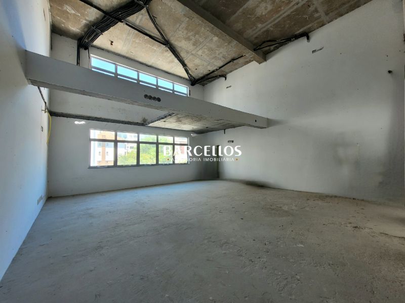Sala com 16 banheiros e 1396m² à venda no bairro Moinhos de Vento, Porto Alegre