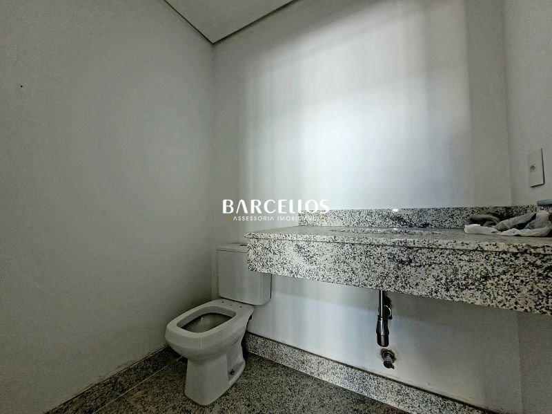 Sala com 16 banheiros e 1396m² à venda no bairro Moinhos de Vento, Porto Alegre