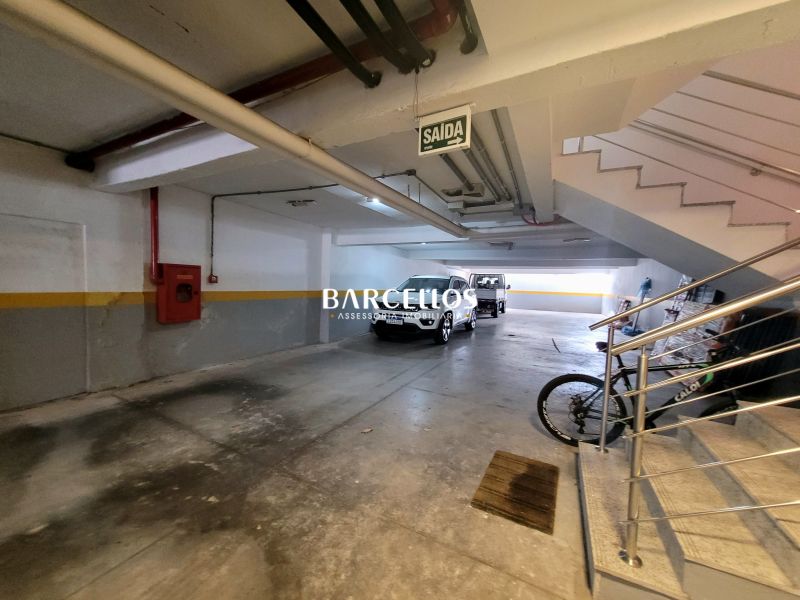 Sala com 16 banheiros e 1396m² à venda no bairro Moinhos de Vento, Porto Alegre