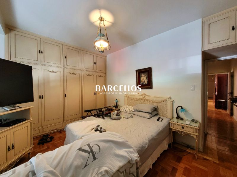 Apto com 3 quartos, 4 banheiros e 170m² à venda no bairro Centro, Porto Alegre