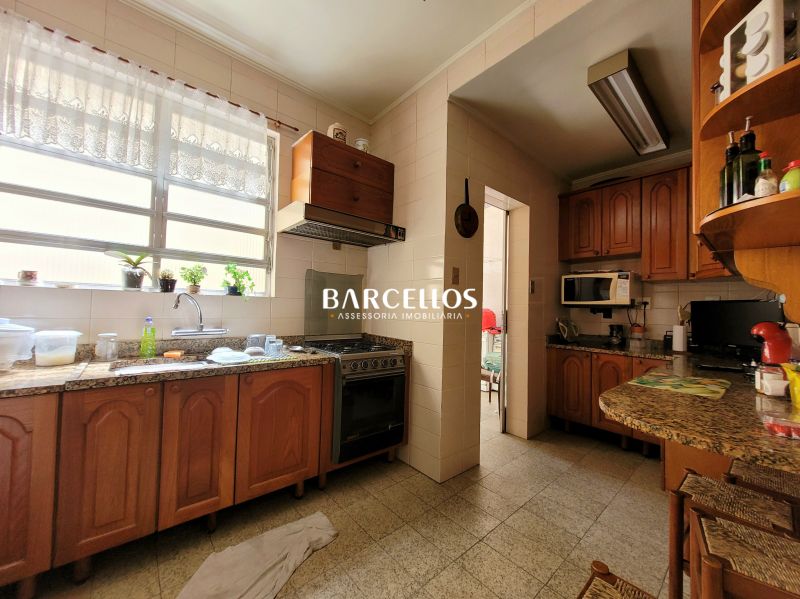 Apto com 3 quartos, 4 banheiros e 170m² à venda no bairro Centro, Porto Alegre