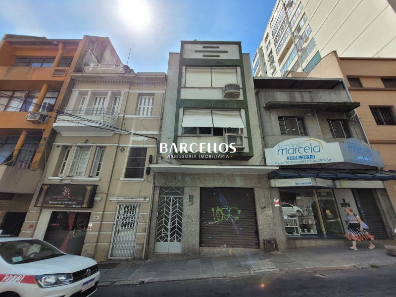 Apto com 3 quartos, 4 banheiros e 170m² à venda no bairro Centro, Porto Alegre
