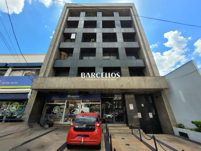 Sala com 1 banheiro e 30m² à venda no bairro Floresta, Porto Alegre