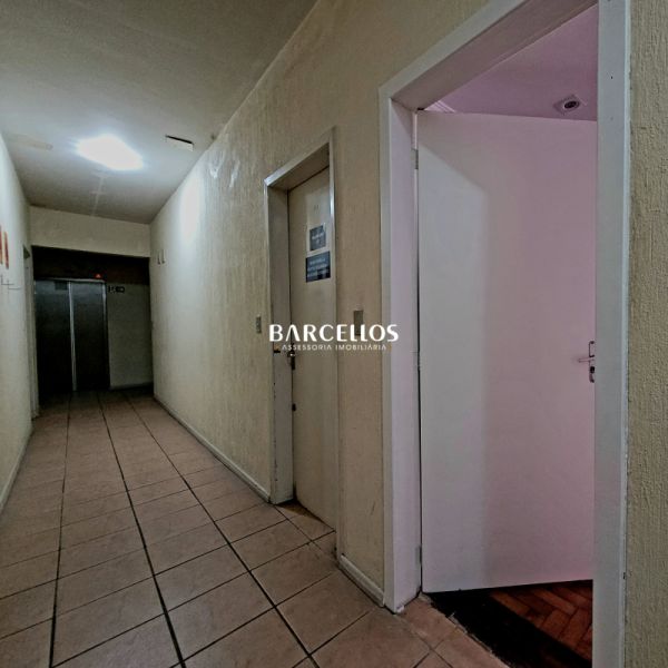Apto com 1 quarto, 1 banheiro e 36m² à venda no bairro Centro, Porto Alegre