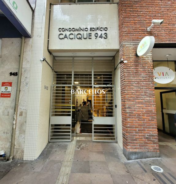 Apto com 1 quarto, 1 banheiro e 36m² à venda no bairro Centro, Porto Alegre