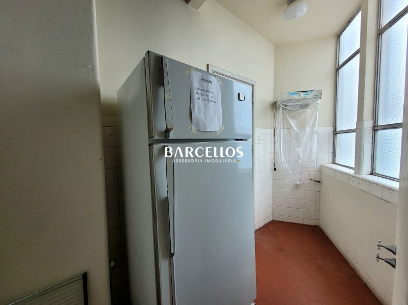 Apto com 4 quartos, 3 banheiros e 207m² à venda no bairro Centro, Porto Alegre