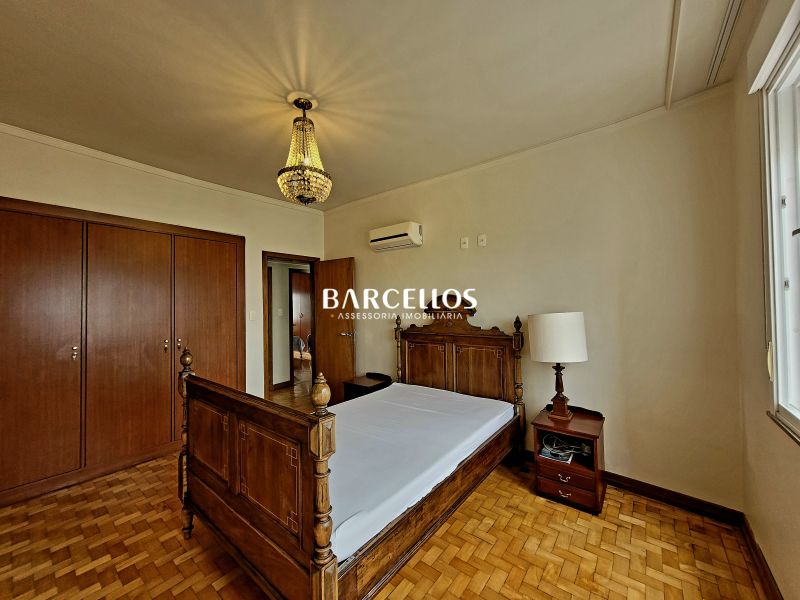 Apto com 4 quartos, 3 banheiros e 207m² à venda no bairro Centro, Porto Alegre