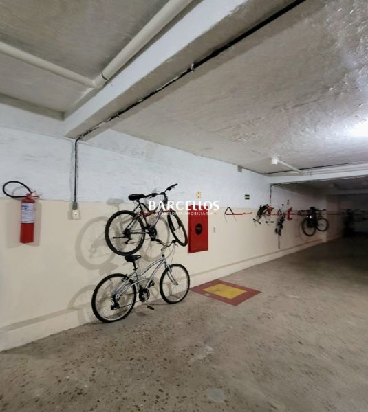 Apto com 4 quartos, 3 banheiros e 207m² à venda no bairro Centro, Porto Alegre