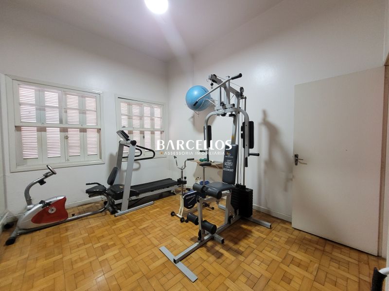 Apto com 4 quartos, 3 banheiros e 207m² à venda no bairro Centro, Porto Alegre