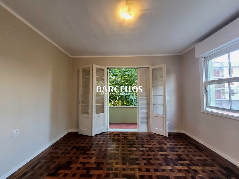 Apto com 3 quartos, 2 banheiros e 80m² à venda no bairro Sao Geraldo, Porto Alegre
