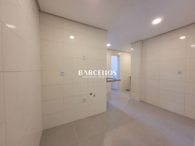 Apto com 3 quartos, 2 banheiros e 80m² à venda no bairro Sao Geraldo, Porto Alegre