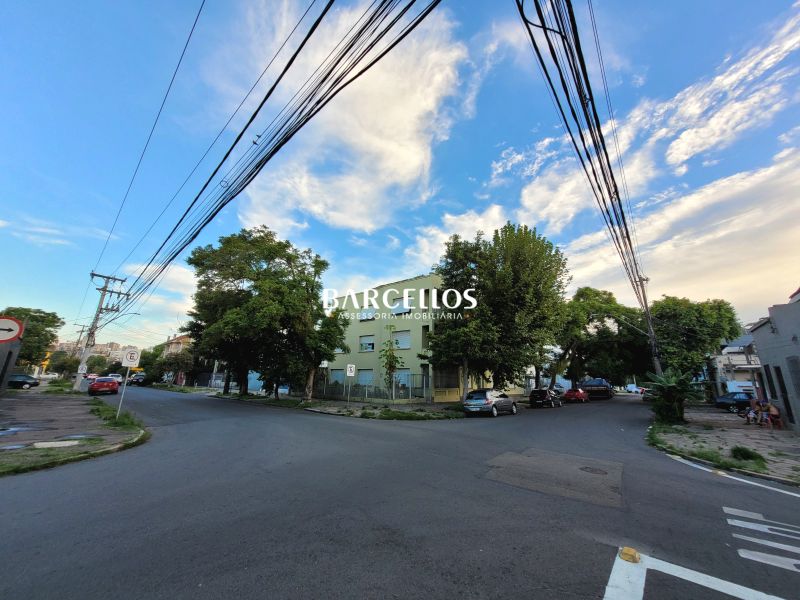 Apto com 3 quartos, 2 banheiros e 80m² à venda no bairro Sao Geraldo, Porto Alegre