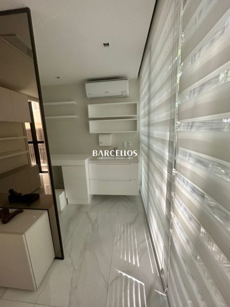 Sala com 1 quarto, 1 banheiro e 56m² à venda no bairro Floresta, Porto Alegre