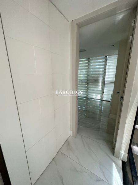 Sala com 1 quarto, 1 banheiro e 56m² à venda no bairro Floresta, Porto Alegre