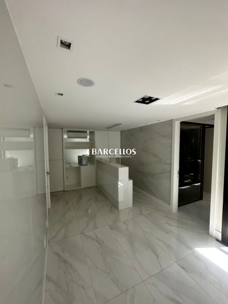 Sala com 1 quarto, 1 banheiro e 56m² à venda no bairro Floresta, Porto Alegre