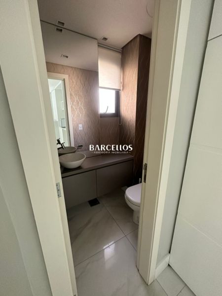 Sala com 1 quarto, 1 banheiro e 56m² à venda no bairro Floresta, Porto Alegre