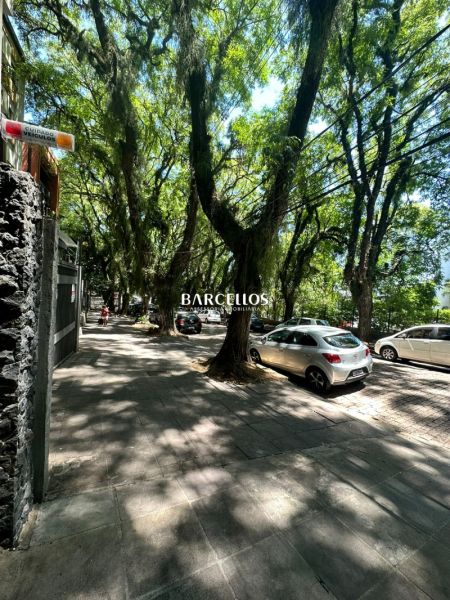 Sala com 1 quarto, 1 banheiro e 56m² à venda no bairro Floresta, Porto Alegre