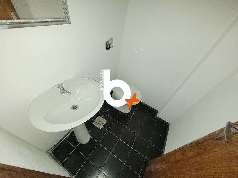 Sala com 1 quarto, 1 banheiro e 29m² à venda no bairro Centro, Porto Alegre