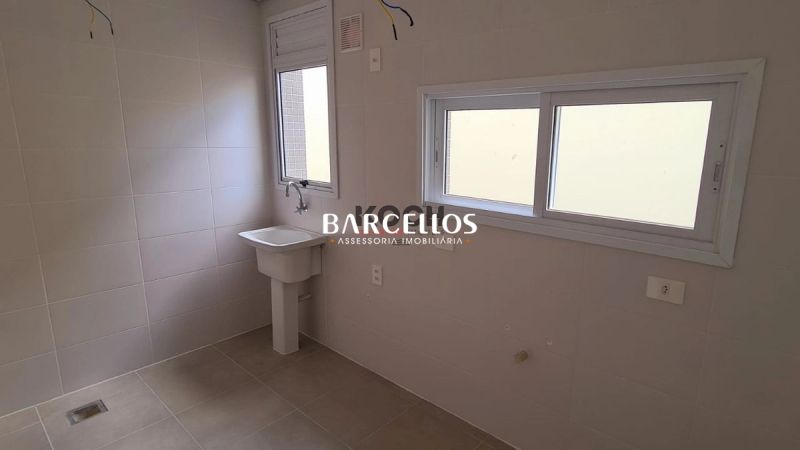 Apto com 2 quartos, 2 banheiros e 66m² à venda no bairro Menino Deus, Porto Alegre