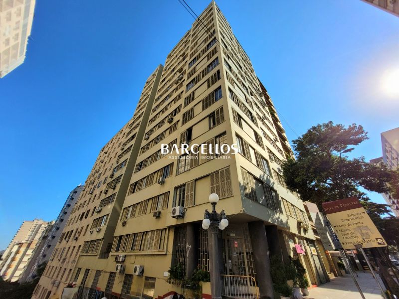 Apto com 3 quartos, 4 banheiros e 163m² à venda no bairro Centro, Porto Alegre