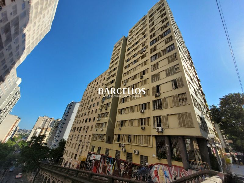 Apto com 3 quartos, 4 banheiros e 163m² à venda no bairro Centro, Porto Alegre