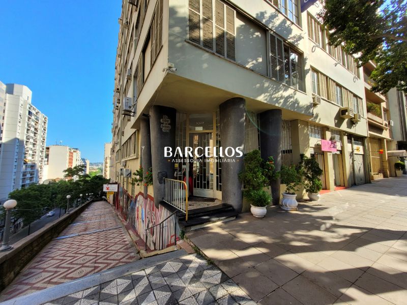 Apto com 3 quartos, 4 banheiros e 163m² à venda no bairro Centro, Porto Alegre