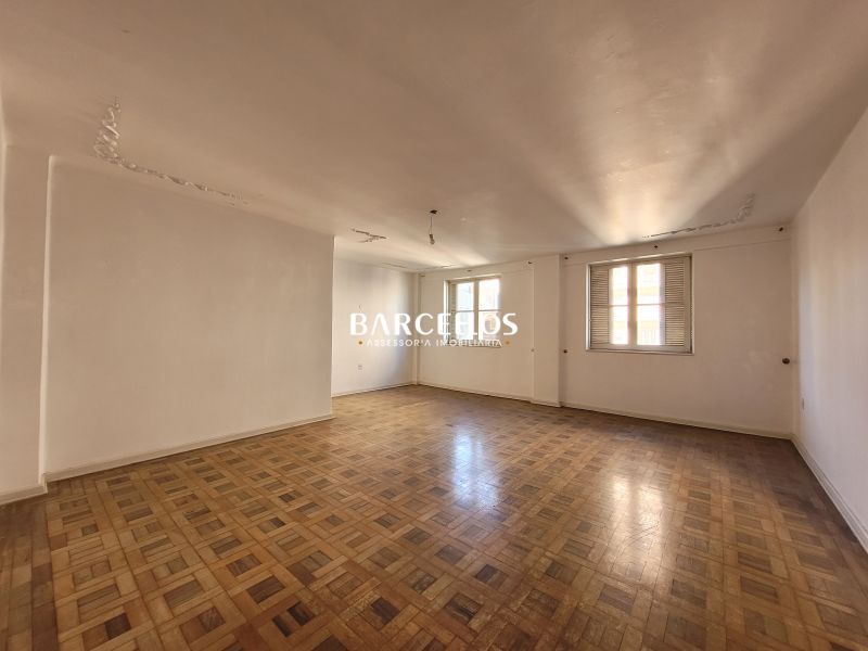 Apto com 3 quartos, 4 banheiros e 163m² à venda no bairro Centro, Porto Alegre