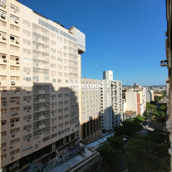 Apto com 3 quartos, 4 banheiros e 163m² à venda no bairro Centro, Porto Alegre