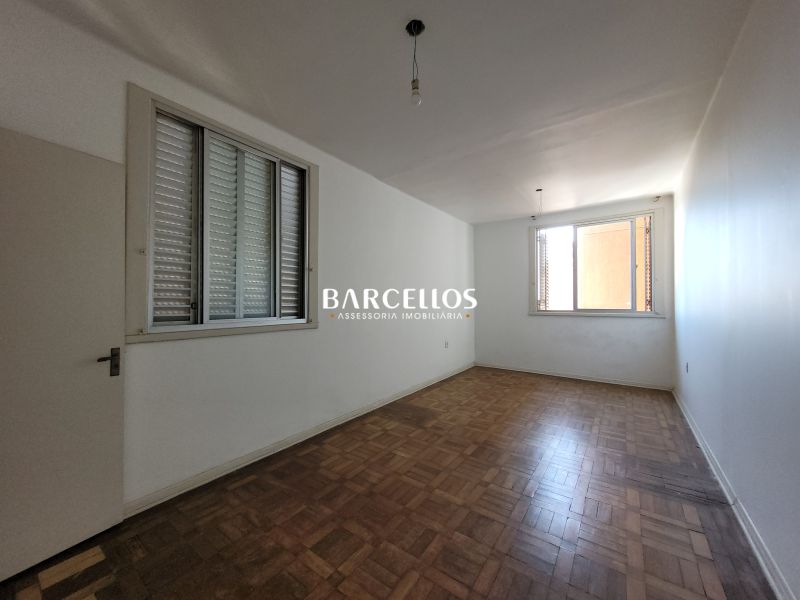Apto com 3 quartos, 4 banheiros e 163m² à venda no bairro Centro, Porto Alegre