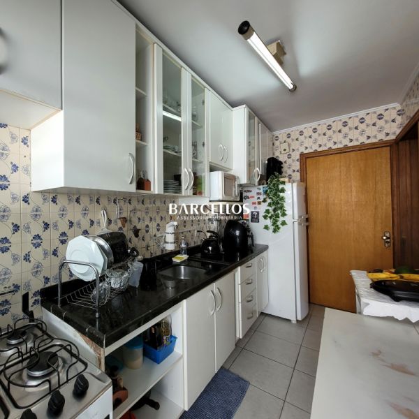 Apto com 3 quartos, 2 banheiros e 88m² à venda no bairro Azenha, Porto Alegre