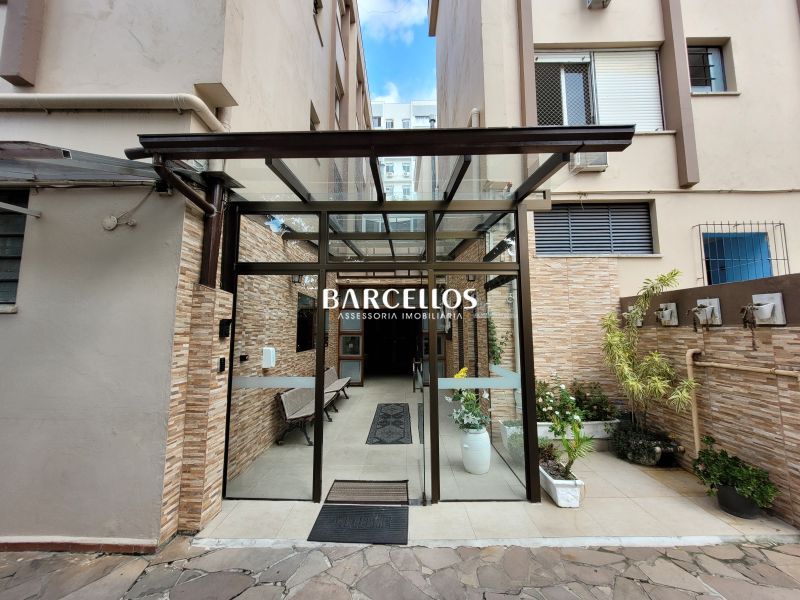 Apto com 3 quartos, 2 banheiros e 88m² à venda no bairro Azenha, Porto Alegre