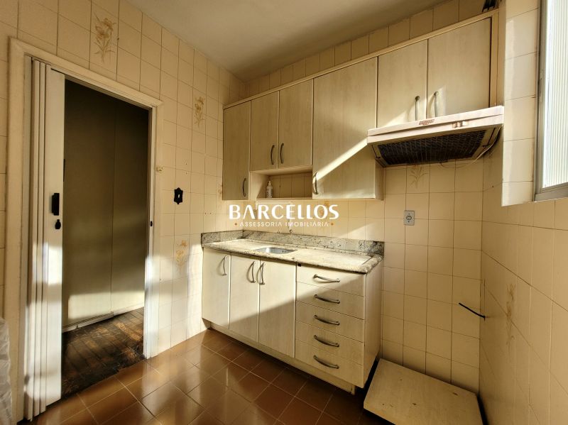 Apto com 3 quartos, 2 banheiros e 89m² à venda no bairro Centro, Porto Alegre