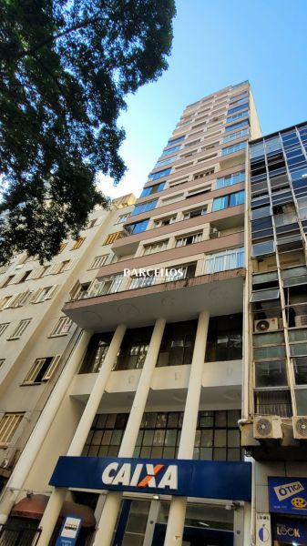 Apto com 3 quartos, 2 banheiros e 89m² à venda no bairro Centro, Porto Alegre