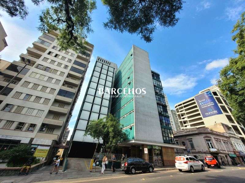 Sala com 1 quarto, 10 banheiros e 443m² à venda no bairro Centro, Porto Alegre