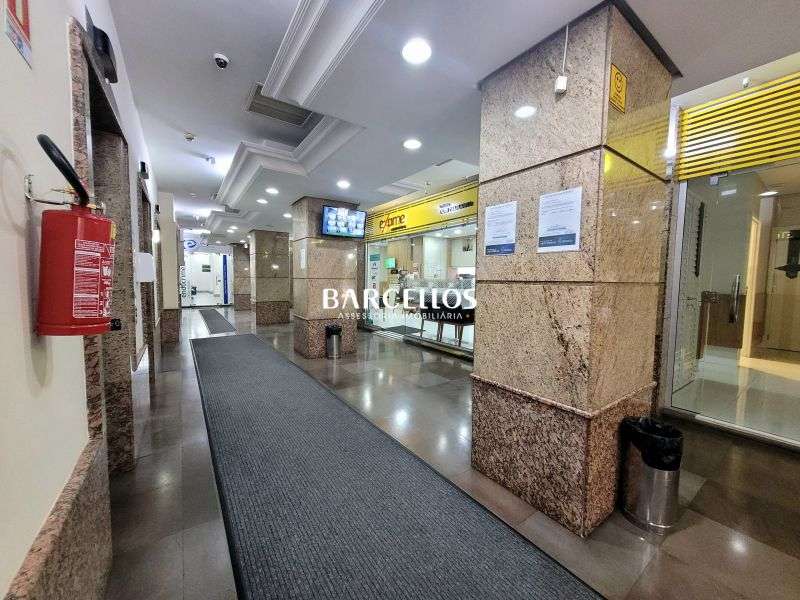 Sala com 1 quarto, 10 banheiros e 443m² à venda no bairro Centro, Porto Alegre