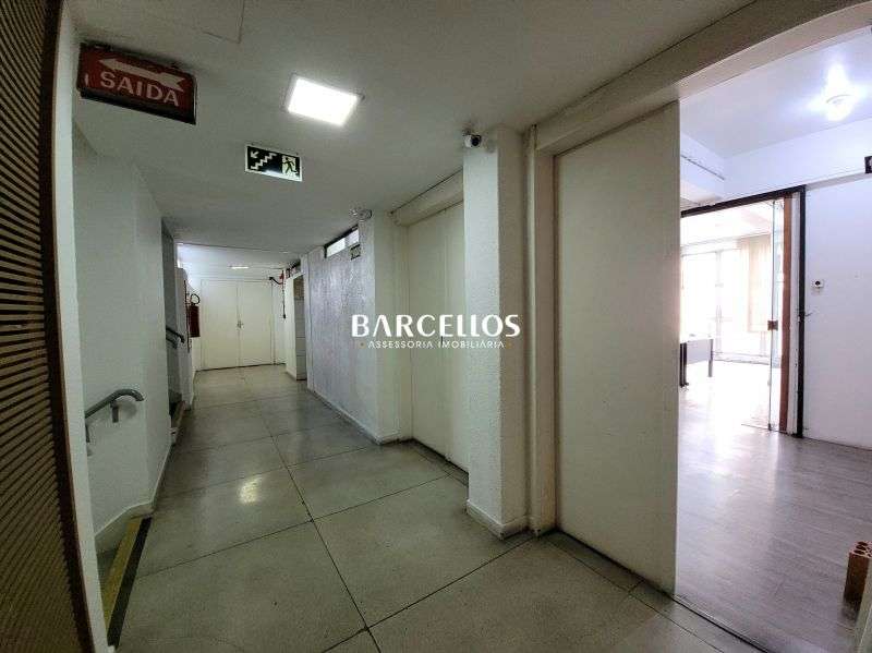 Sala com 1 quarto, 10 banheiros e 443m² à venda no bairro Centro, Porto Alegre