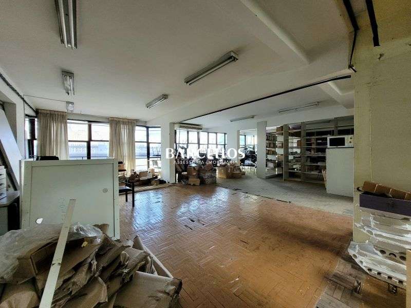 Sala com 1 quarto, 10 banheiros e 443m² à venda no bairro Centro, Porto Alegre