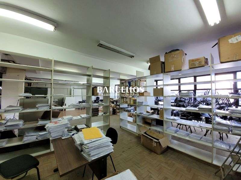 Sala com 1 quarto, 10 banheiros e 443m² à venda no bairro Centro, Porto Alegre