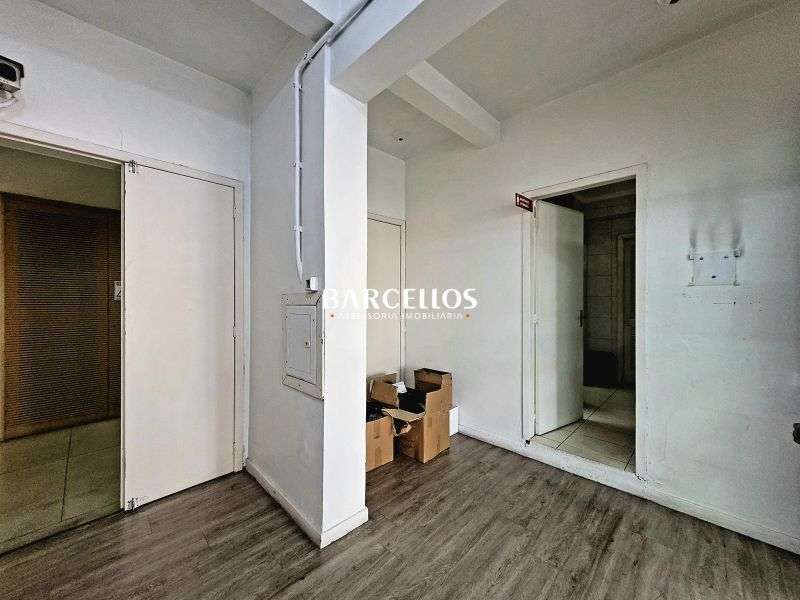 Sala com 1 quarto, 10 banheiros e 443m² à venda no bairro Centro, Porto Alegre