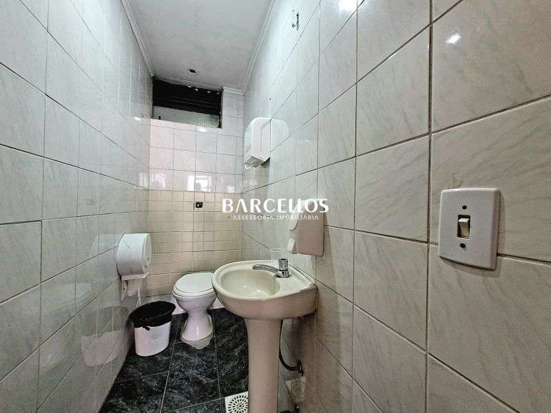 Sala com 1 quarto, 10 banheiros e 443m² à venda no bairro Centro, Porto Alegre