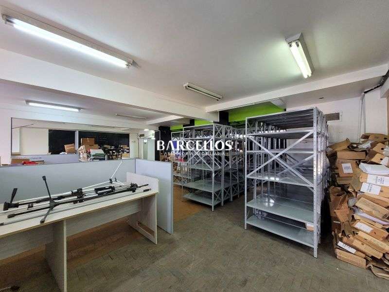 Sala com 1 quarto, 10 banheiros e 443m² à venda no bairro Centro, Porto Alegre