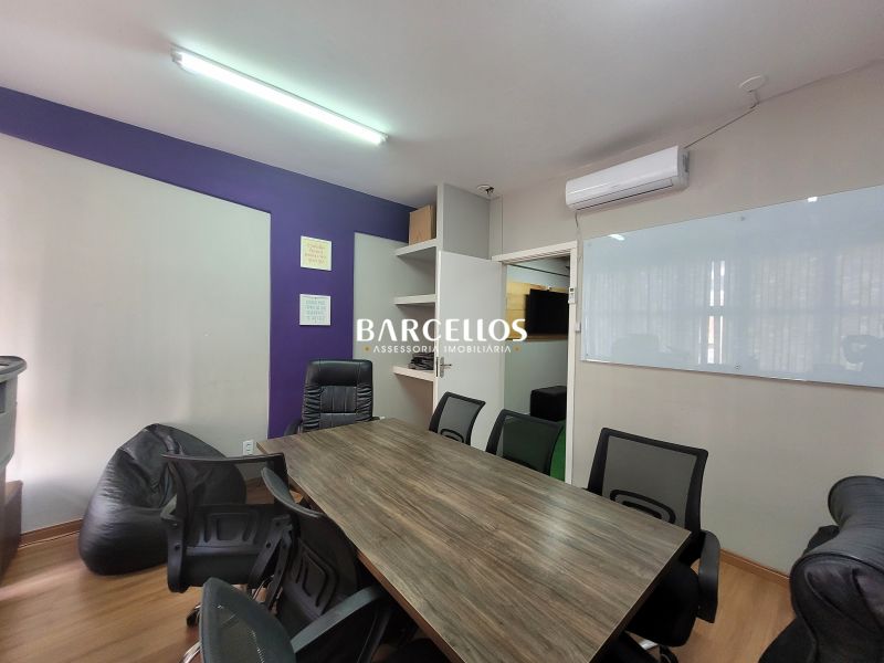 Sala com 1 quarto, 1 banheiro e 35m² à venda no bairro Centro, Porto Alegre