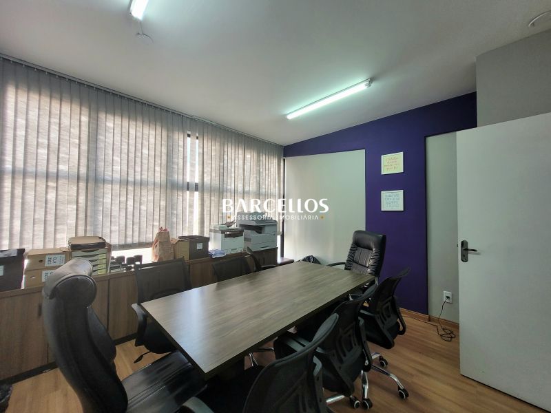 Sala com 1 quarto, 1 banheiro e 35m² à venda no bairro Centro, Porto Alegre