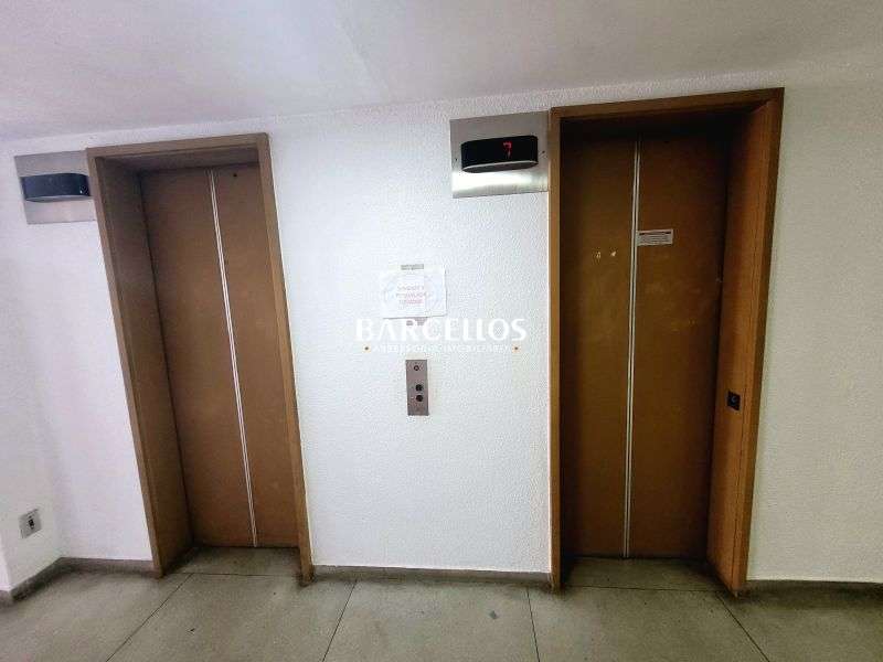 Sala com 1 quarto, 1 banheiro e 35m² à venda no bairro Centro, Porto Alegre