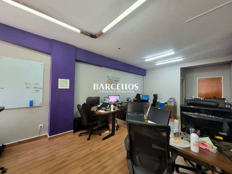 Sala com 1 quarto, 1 banheiro e 35m² à venda no bairro Centro, Porto Alegre