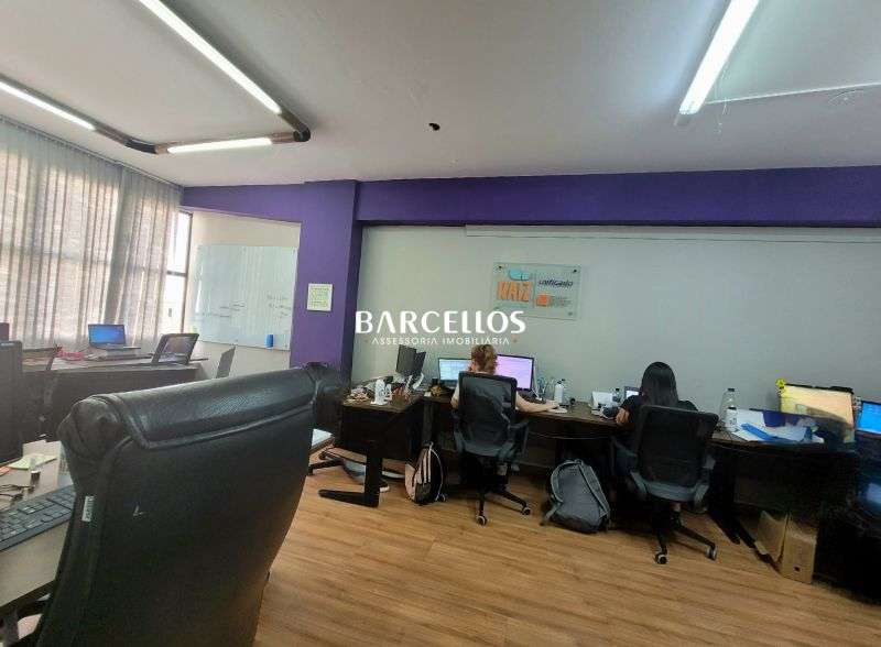 Sala com 1 quarto, 1 banheiro e 35m² à venda no bairro Centro, Porto Alegre