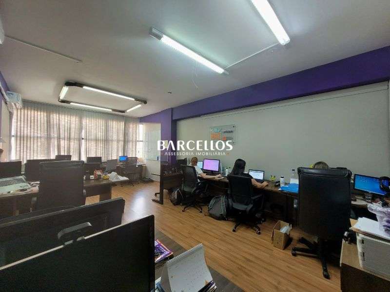 Sala com 1 quarto, 1 banheiro e 35m² à venda no bairro Centro, Porto Alegre