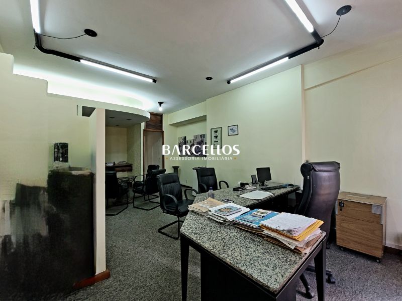 Sala com 1 quarto, 1 banheiro e 47m² à venda no bairro Centro, Porto Alegre